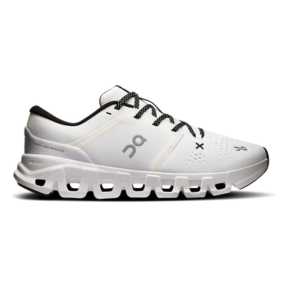 Tênis On Cloud X 5 Feminino - Branco / Preto - vista 1